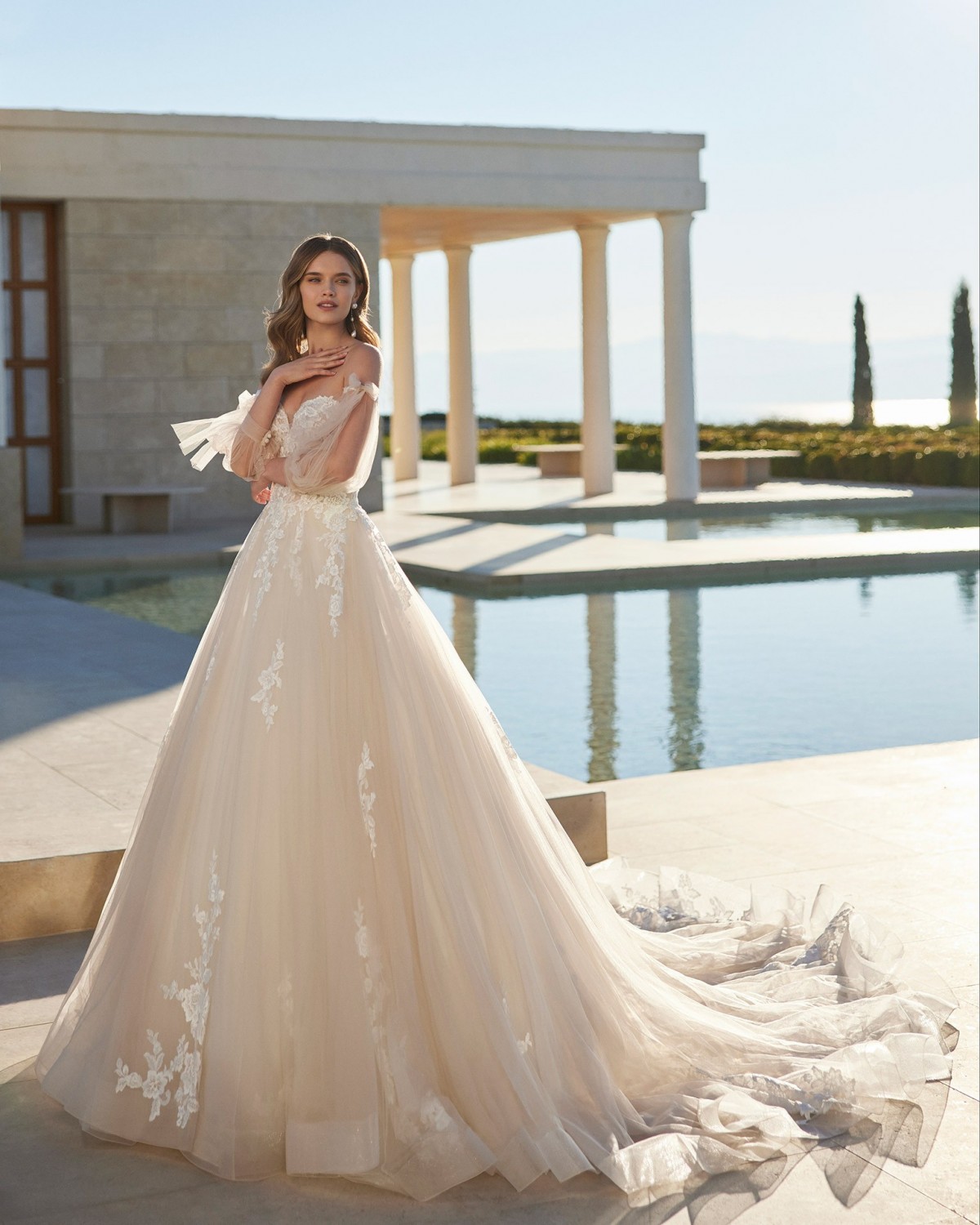 VESNA - abito da sposa 2023  - Rosa Clarà