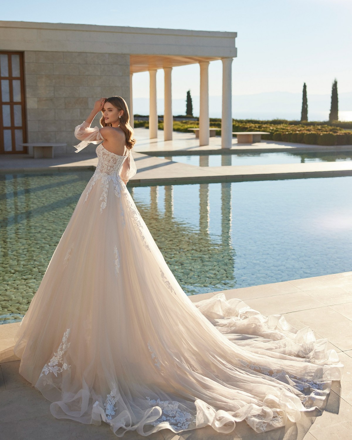 VESNA - abito da sposa 2023  - Rosa Clarà