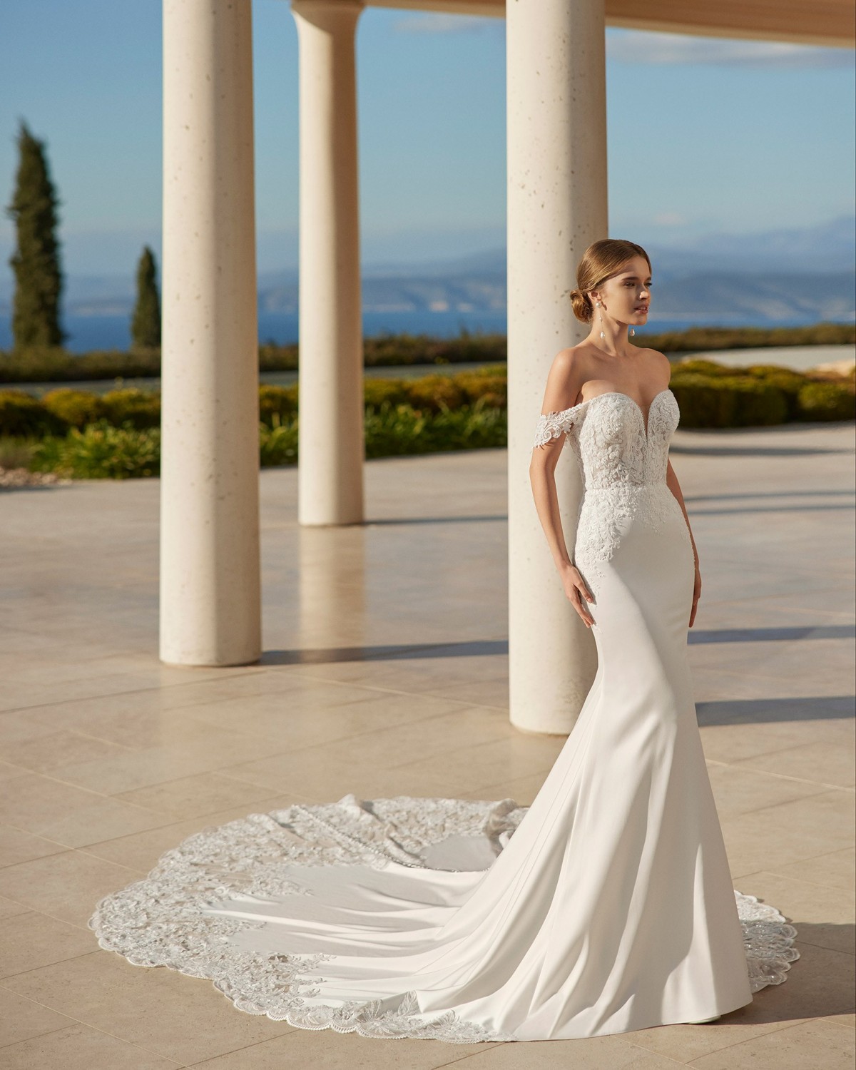VELVET - abito da sposa 2023  - Rosa Clarà