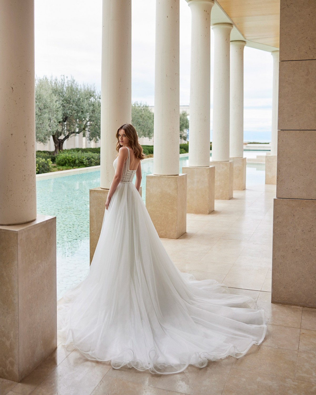 VEKA - abito da sposa 2023  - Rosa Clarà