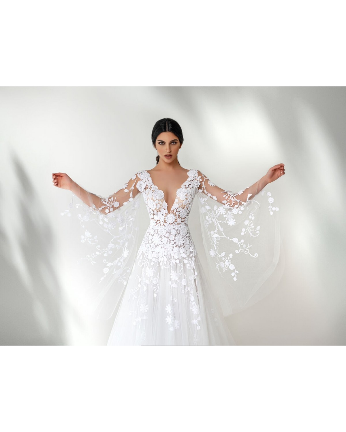 abito da sposa 2023 elysia - collezione Essenza Siciliana - Claudio Di Mari