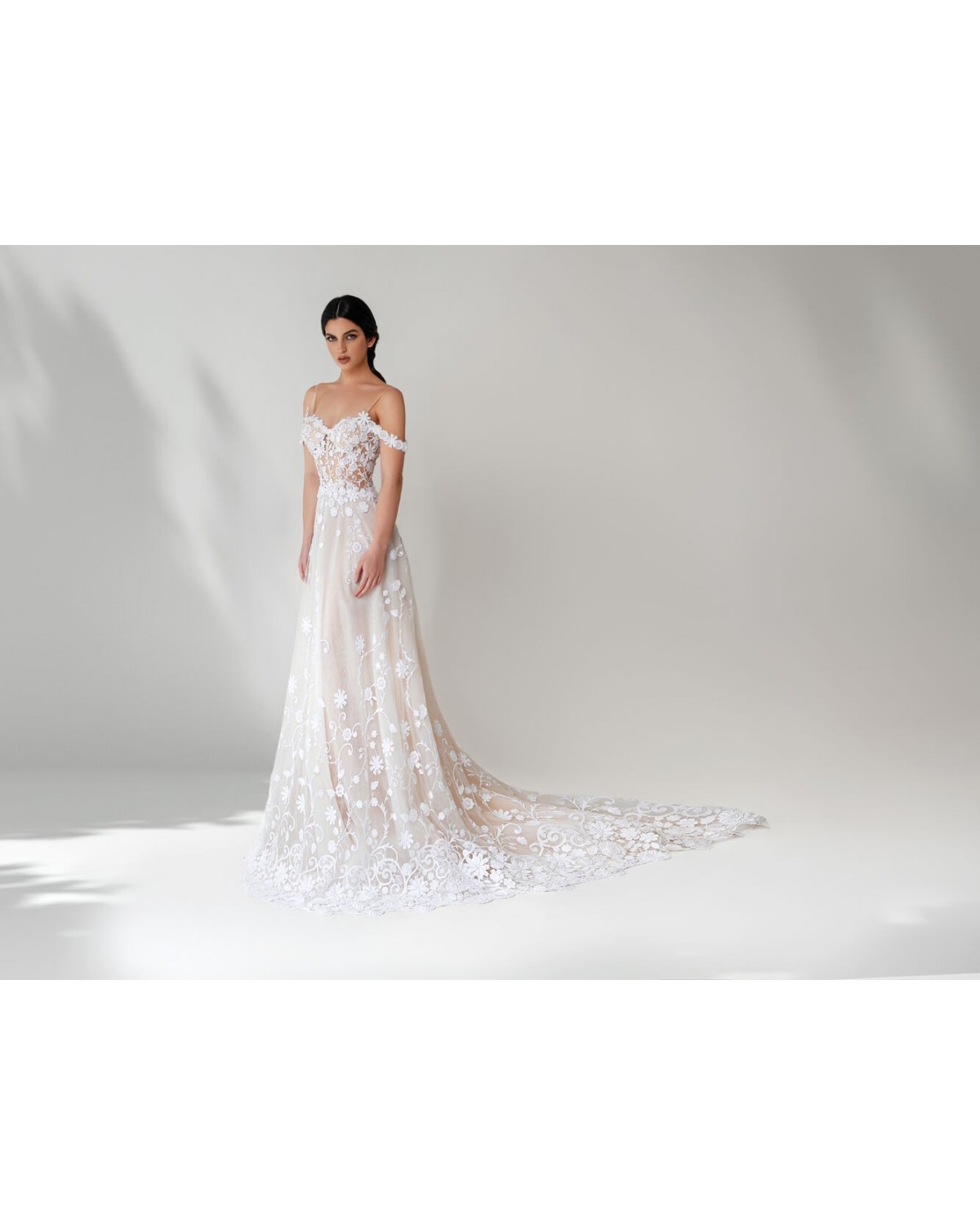 abito da sposa 2023 liliale - collezione Essenza Siciliana - Claudio Di Mari