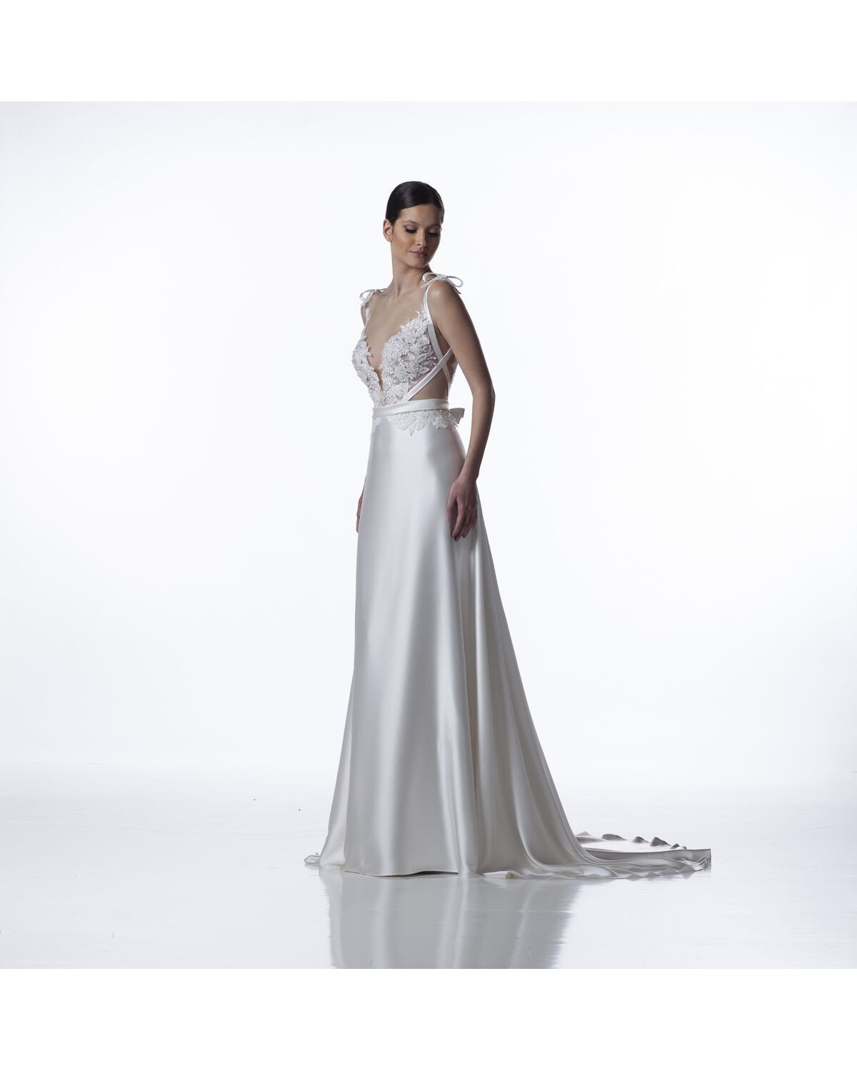 abito da sposa Collezione 2023 V1369 - Valentini Couture