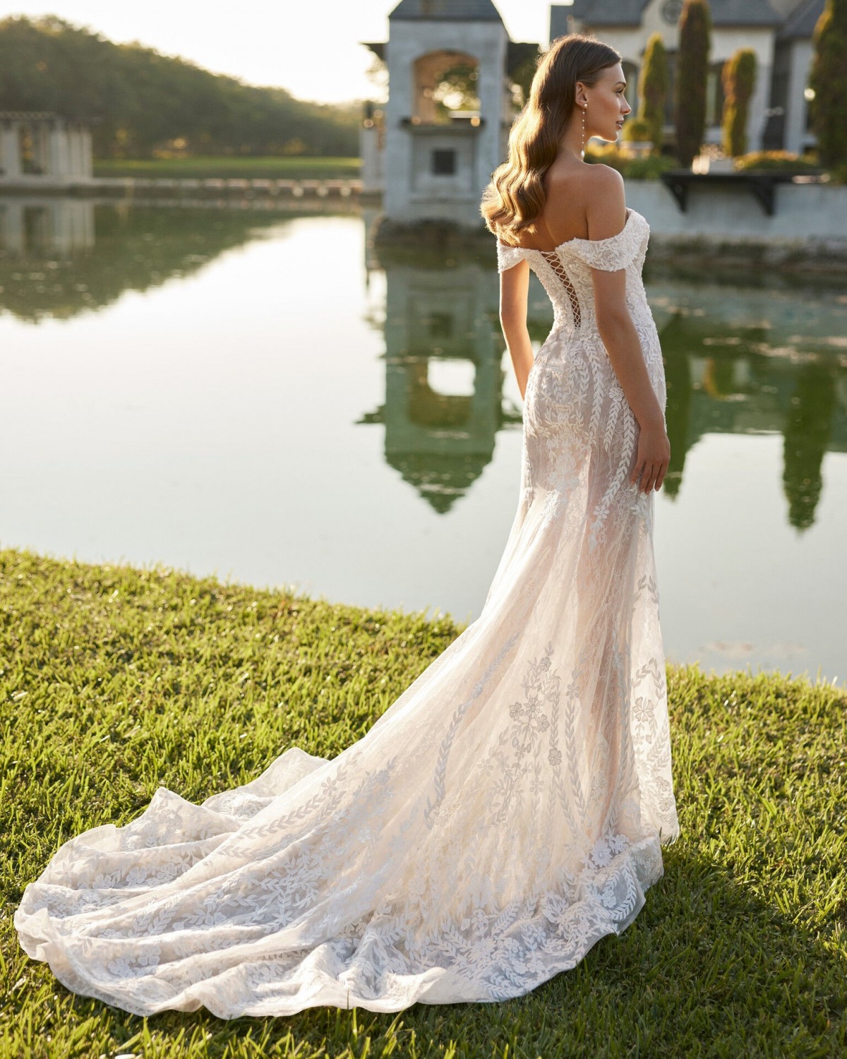 abito da sposa Collezione 2024 ELYSIA - Rosa Clarà