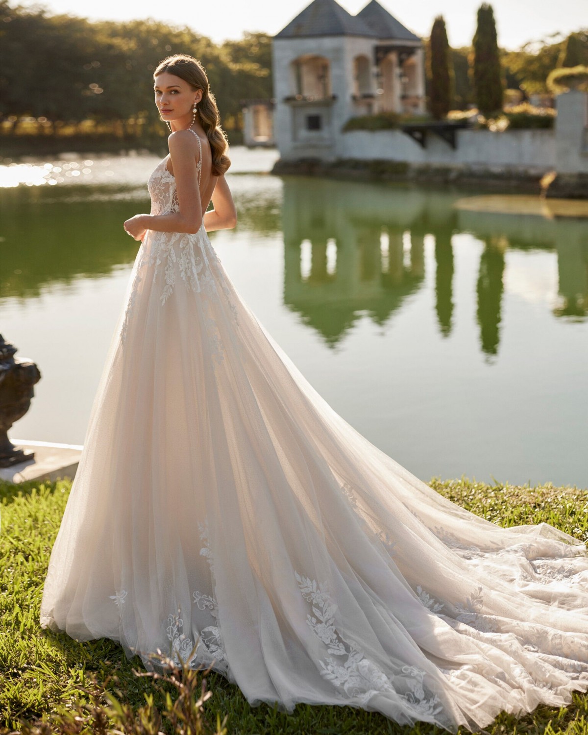 abito da sposa Collezione 2024 ENYA - Rosa Clarà