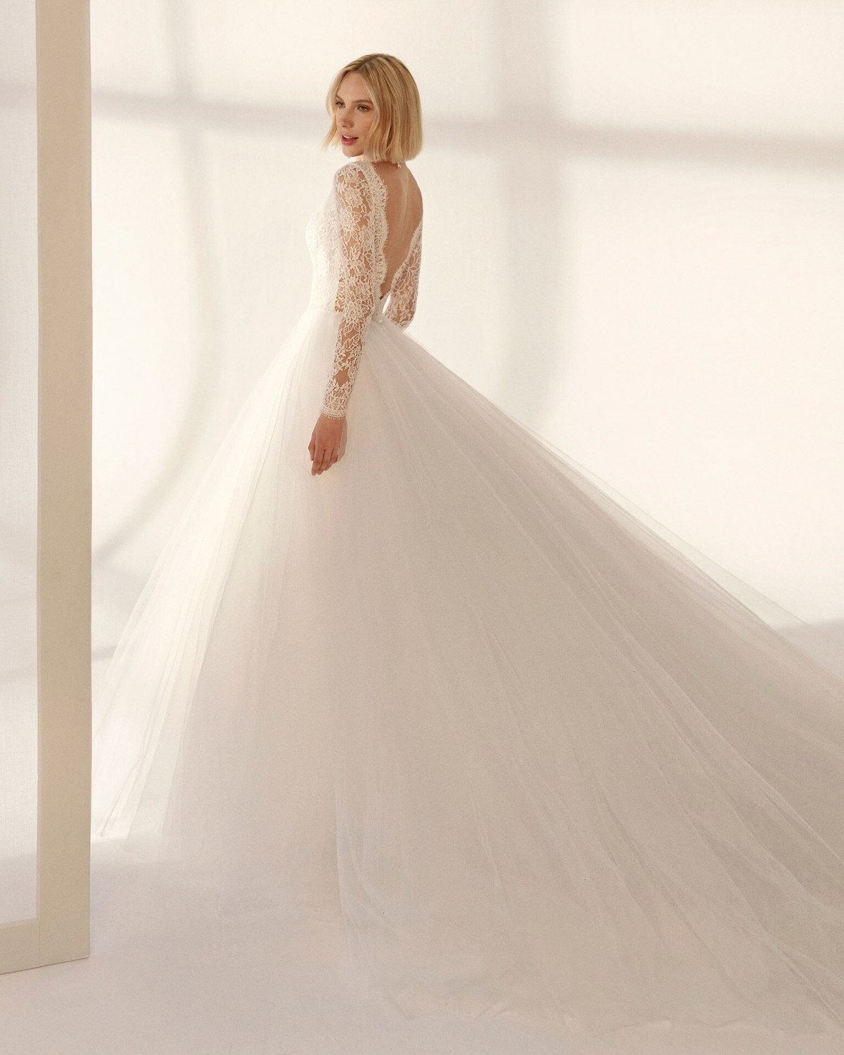 abito da sposa Collezione 2024 EIDER - Aire Atelier