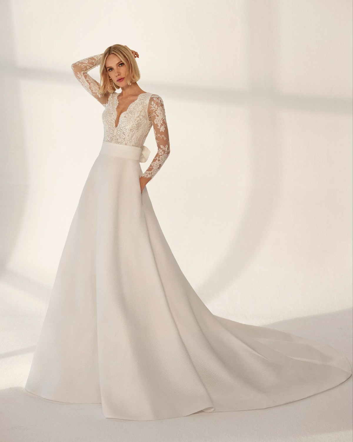 abito da sposa Collezione 2024 ELKANO - Aire Atelier