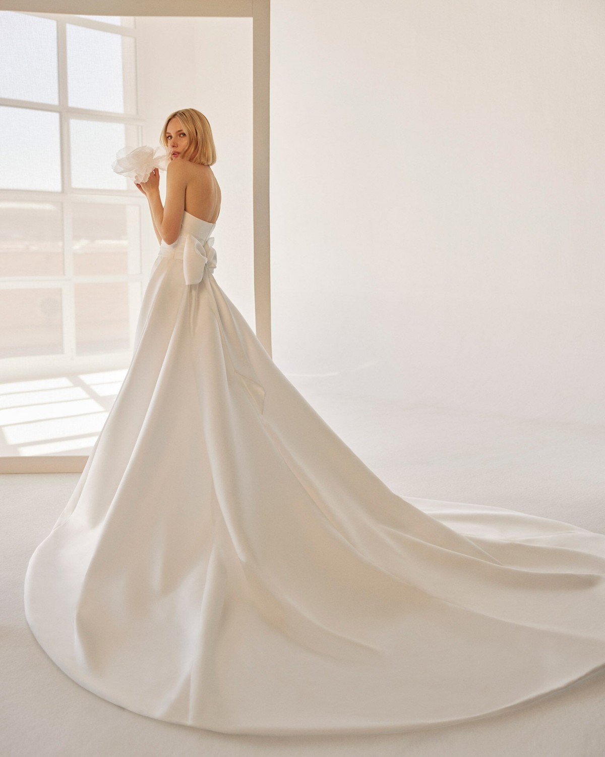 abito da sposa Collezione 2024 ELSON - Aire Atelier