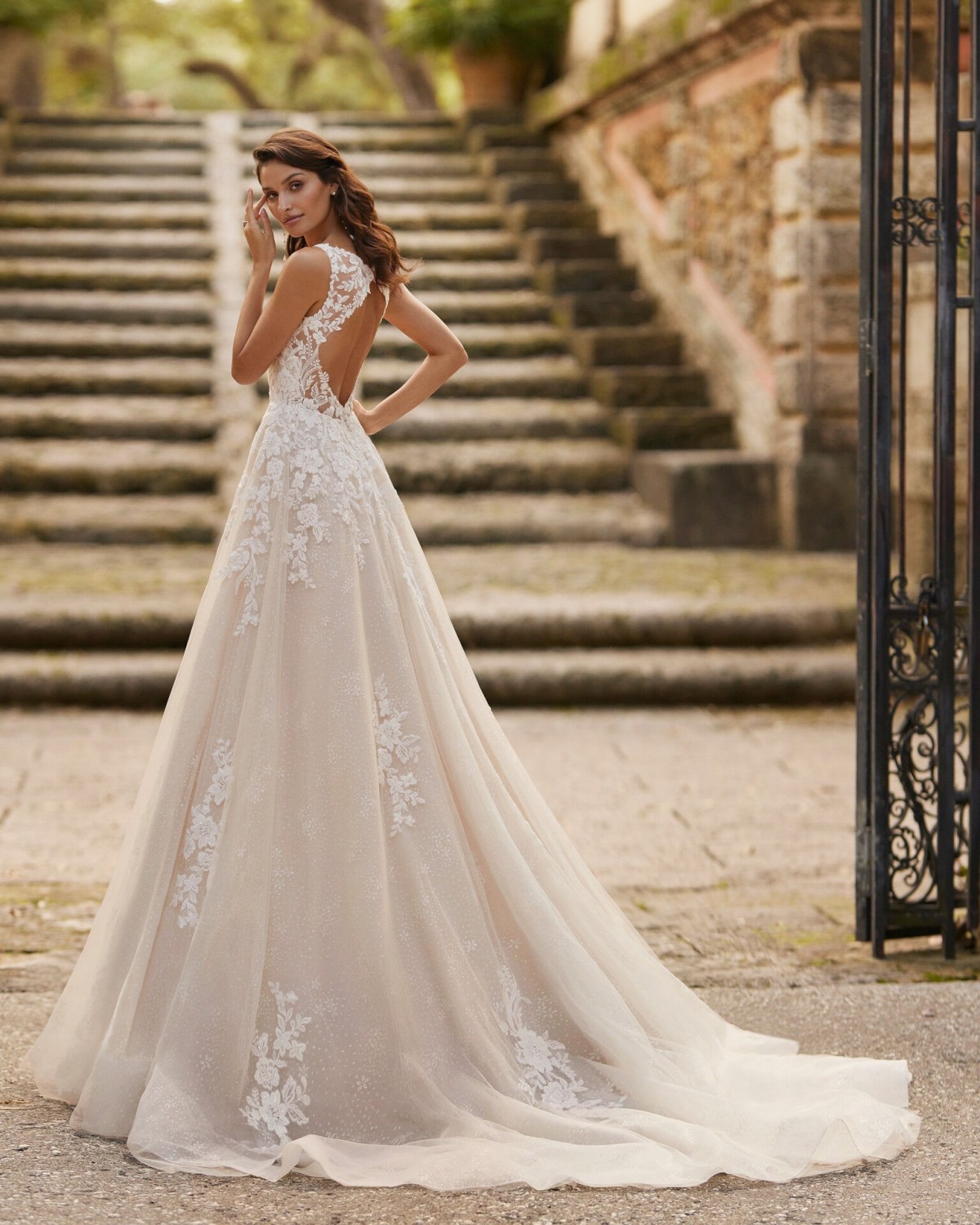 abito da sposa Collezione 2024 BONAY - Aire Royale