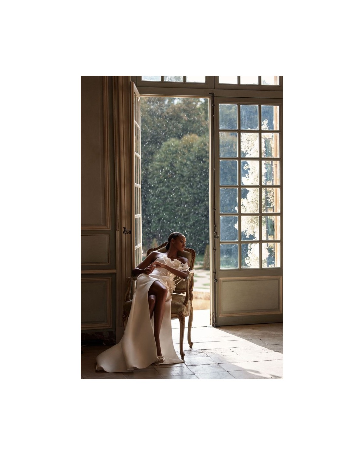 abito da sposa Collezione 2024 Etia - Stars in White